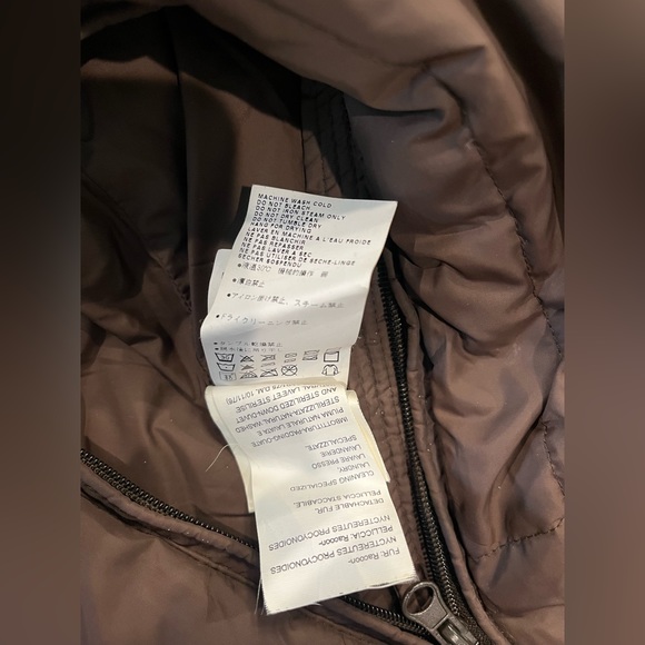 Napapijri Field Down Vest Brown Removable Fur Hood with Patches Sz S - Picture 9 of 16